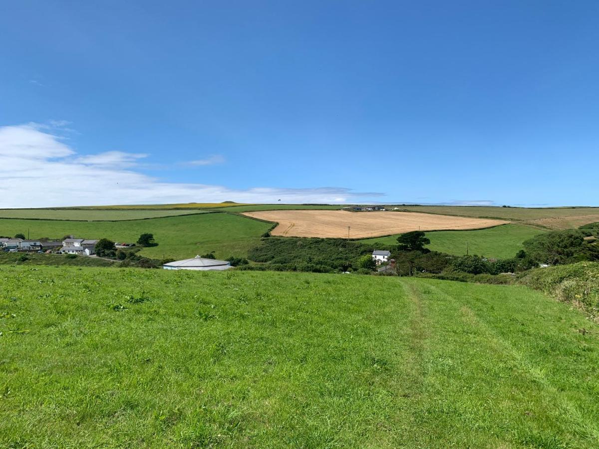 Mollys Retreat Pet Friendly Three Bed Caravan With Small Garden Newquay Bay Resort Quieter Area Of Park المظهر الخارجي الصورة